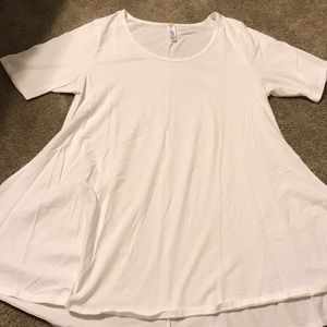 LuLaRoe White swing t-shirt